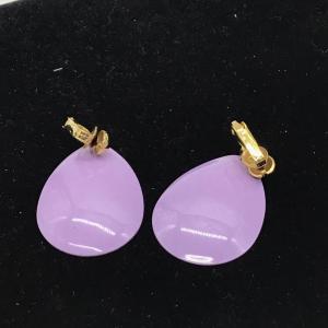 Photo of Vintage light purple oval clip on earrings