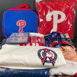 Photo of LOT 133L: Collection Of Philadelphia Phillies Memorabilia - Bags, Blankets, Towe
