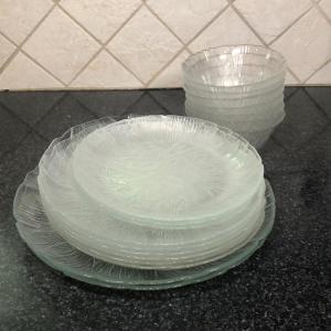 Photo of LOT 191K: Clear Glass Crocus Bowls & Plates w/ Flower Glass Plates