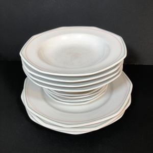 Photo of LOT 185K: Schonwald Germany Dishes