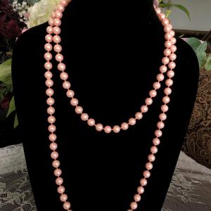 Photo of Vintage peach costume necklace