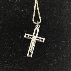Photo of 925 cross charm and 925 necklace