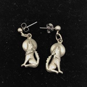 Photo of Sewier wolf and moon earrings
