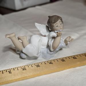 Photo of Lladro 05725 Making A Wish Figurine Retired