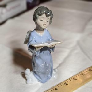 Photo of Lladro ANGELIC VOICE Cherub Angel Figurine #5724