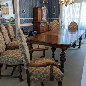 Photo of Stunning Vintage Rockford (Il) Furniture Co. Dining Table and 6 Chairs