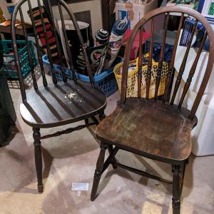Photo of 2 Very Hardy Vintage Chairs