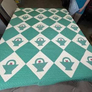 Photo of Green baskets quilt