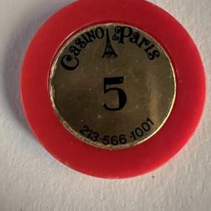Photo of Casino Paris poker chip