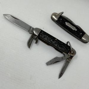 Photo of 2 Vintage pocket knives