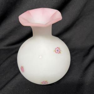 Photo of Fenton vase