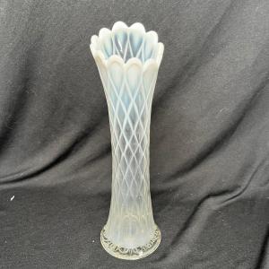Photo of Fish net Opalescent vase