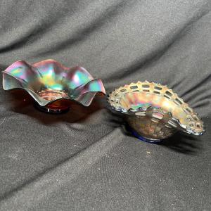 Photo of Carnival glass small bowls