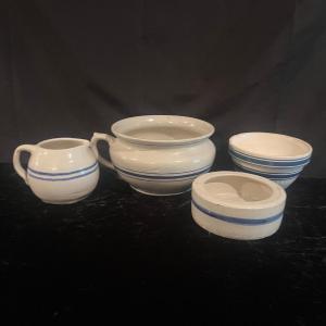 Photo of Four Pieces of Vintage Stoneware (BS-MG)