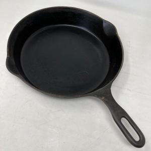 Photo of #8 skillet made in USA