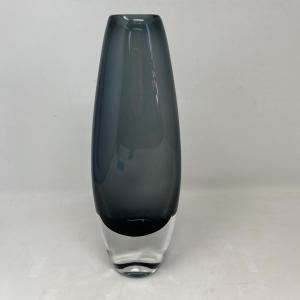 Photo of Gray / Smoke vase