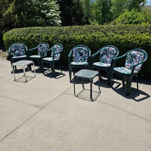 Photo of Six Plastic Outdoor Chairs & Cushions w/ Two Tables (G-JS)