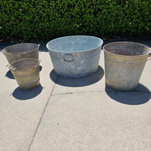 Photo of Assortment of Galvanized Tubs & Buckets (G-JS)