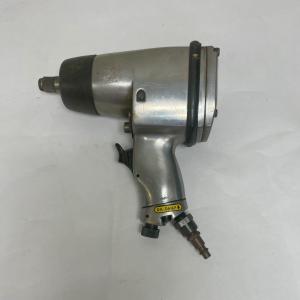 Photo of Pneumatic Impact Wrench