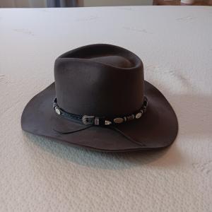 Photo of 4X BEAVER WESTERN HAT WITH VERY NICE HATBAND
