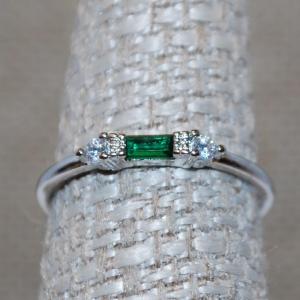 Photo of Size 7 Classic Simple Green Rectangle Stone Ring with Side Silver Tone Accents o