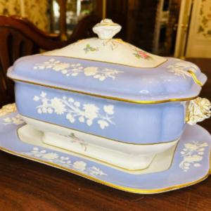 Photo of Spode of England Soup Tureen in "Maritime Rose"