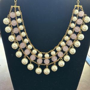 Photo of Women’s pearl and glass bead statement necklace