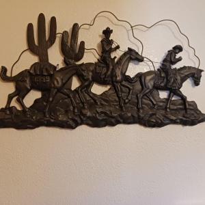 Photo of BRONZE STYLE WESTERN WALL HANGING