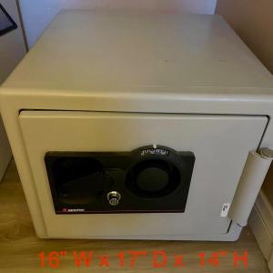 Photo of Sentry Small Safe with key and combo