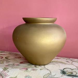 Photo of Ceramic Jar Vase, gold metal