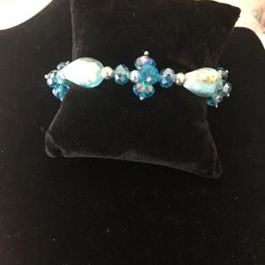 Photo of Blue glass beaded bracelet