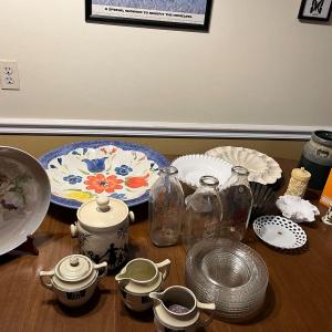 Photo of HUGE Estate/Moving Sale with 6 Families. 5/17-5/18 (8-12PM)