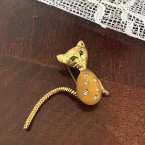 Photo of Vintage Cat Broach With Jewel Eyes and Movable Tail