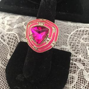 Photo of Pink triangle shaped adjustable costume ring