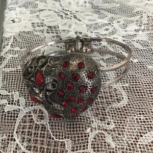 Photo of Silver toned red ruby heart rhinestone bracelet