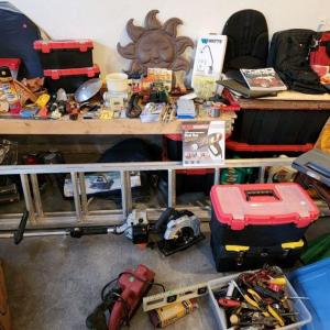Photo of Multi-Family Garage Sale That You Don't Want To Miss!