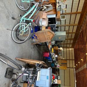 Photo of huge moving out sale