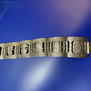 Photo of Vintage Mid-Century Large Mexican Sterling Silver 7" Bracelet in Good Condition 