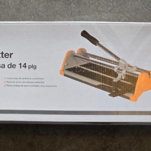 Photo of Tile Cutter