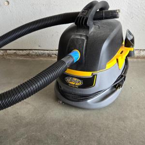 Photo of Small Stinger Wet Dry Vac