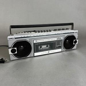 Photo of 717 Vintage General Electric AM/FM Stereo Cassette Recorder
