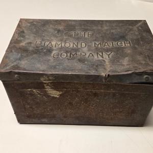 Photo of Vintage Metal Diamond Match Box