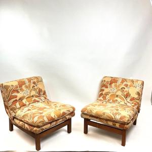 Photo of 770 Pair of Mid Century Modern Chairs