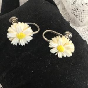 Photo of Vintage daisy clip on earrings
