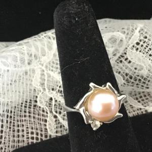 Photo of Cute Pearl Ring