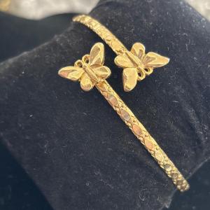 Photo of Gold Tone butterfly Bracelet