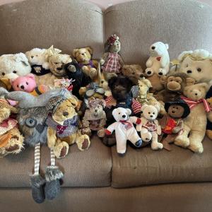 Photo of Stuffy Lot 11- Great to donate for holiday toy drives