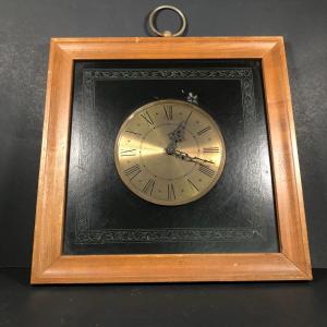 Photo of LOT 208D: Vintage / MCM Elgin Wall Clock