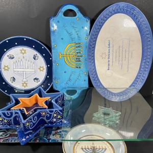 Photo of LOT 159D: Collection Of Star Of David/Jewish Themed China/Serving Trays