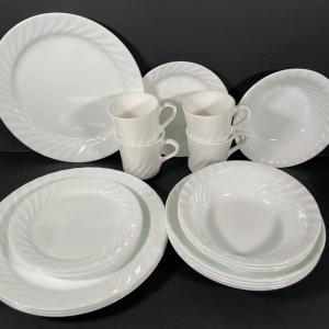 Photo of LOT 158D: Corelle/Corning Ware Collection